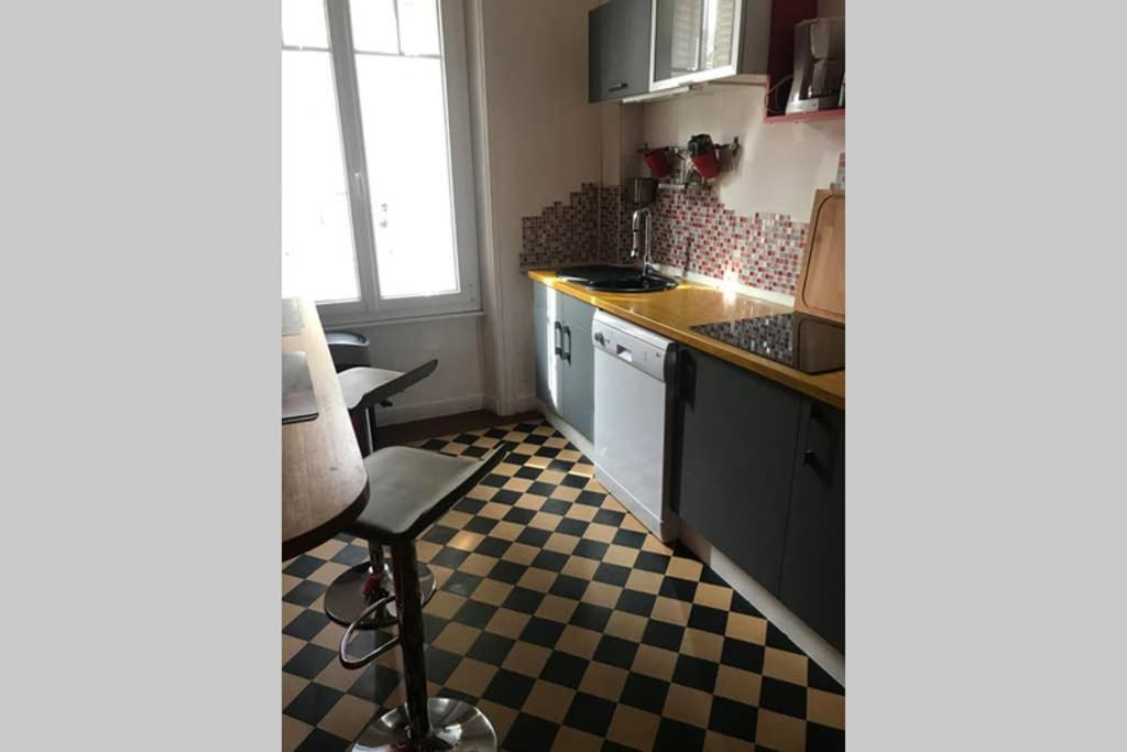 Appartement Spacieux Limoges Centre Garage Wifi المظهر الخارجي الصورة